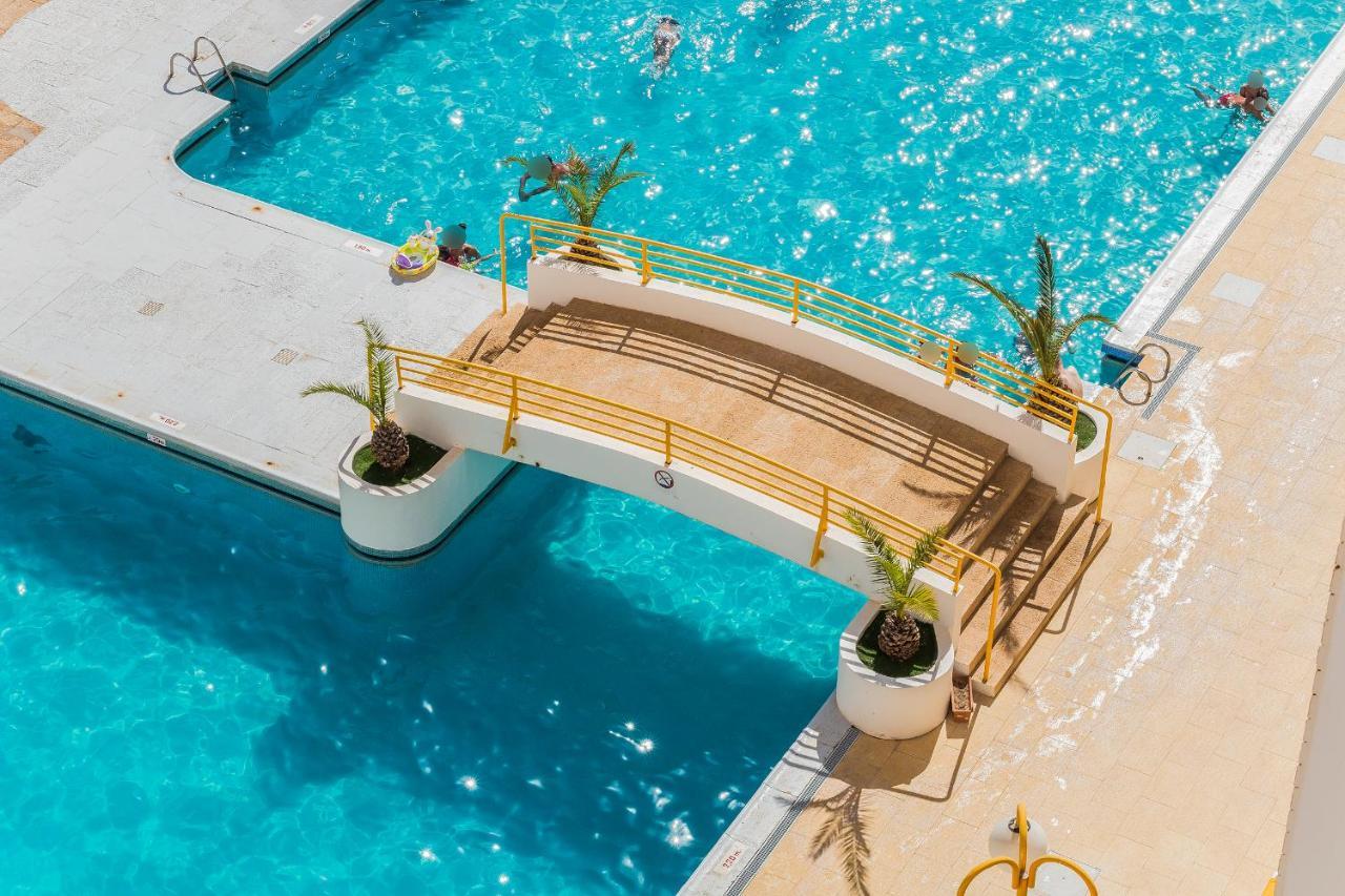Sunny Flat W/ Balcony & Pool By Lovelystay Portimão Esterno foto